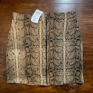 Windsor Snake Mini Skirt with zipper size XS